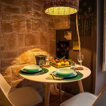 Apartment By Sicily In